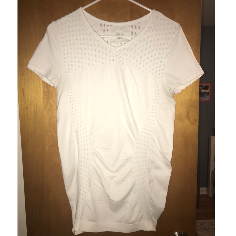 Athleta White T-shirt Size:M